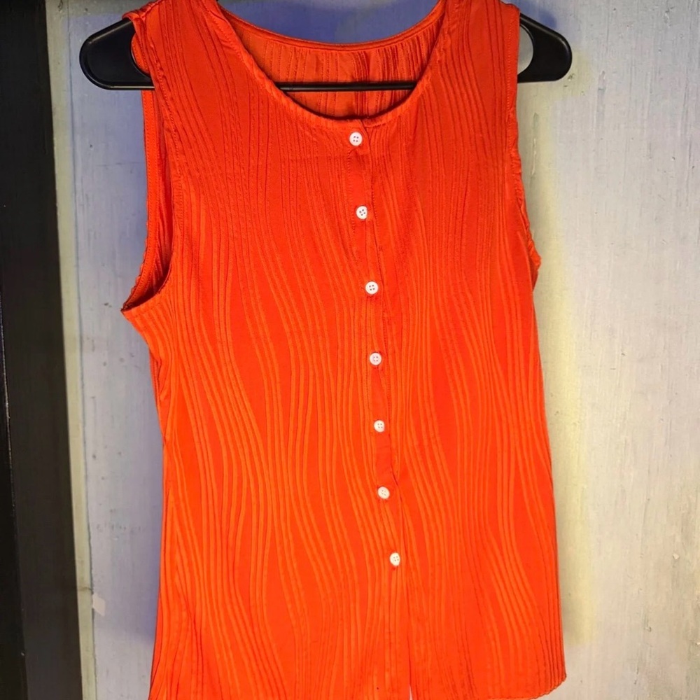 Women's Sleeveless Button-Down Top in Bright Orange